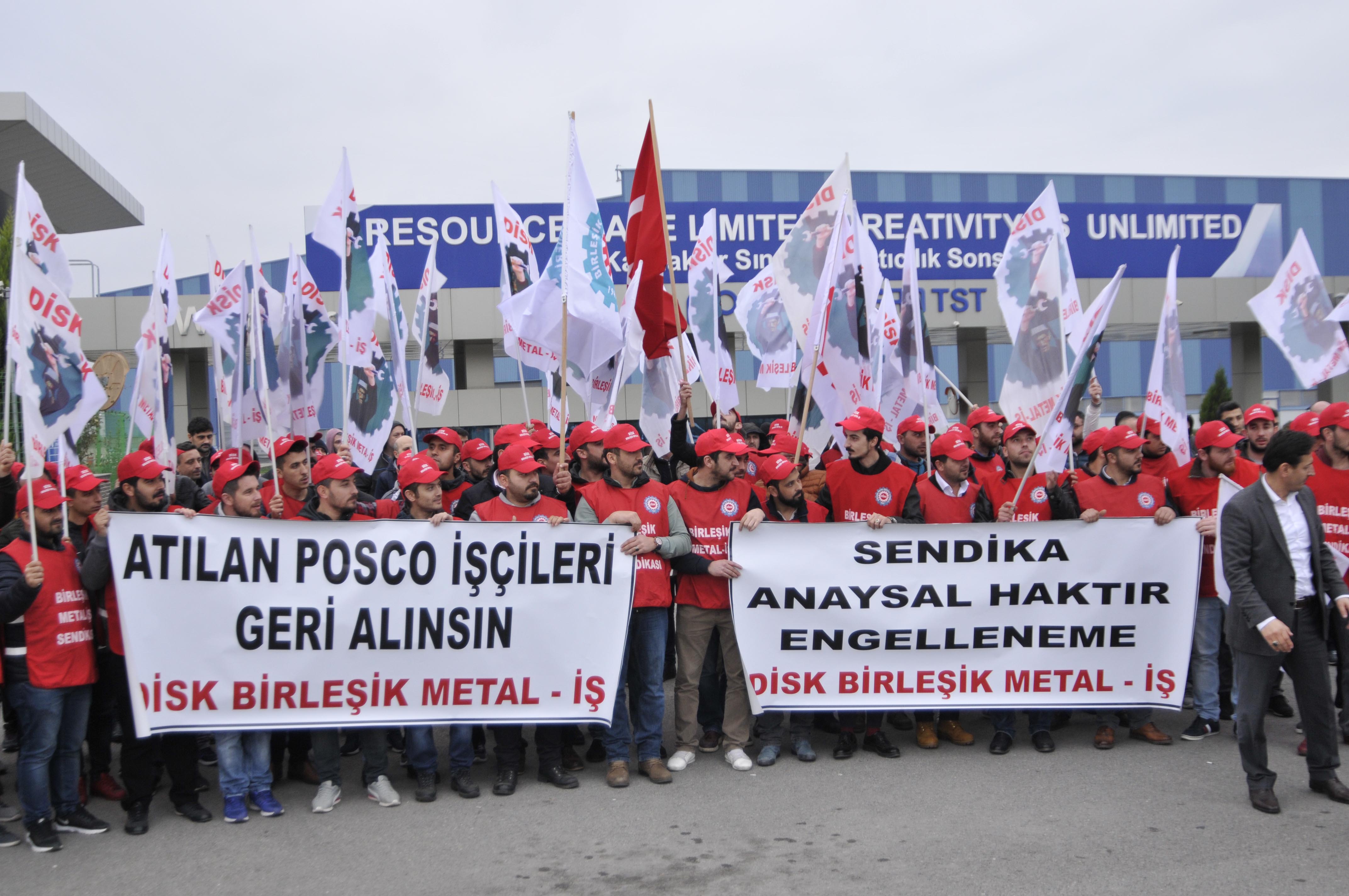 Sendikaya üye olunca işten atıldılar