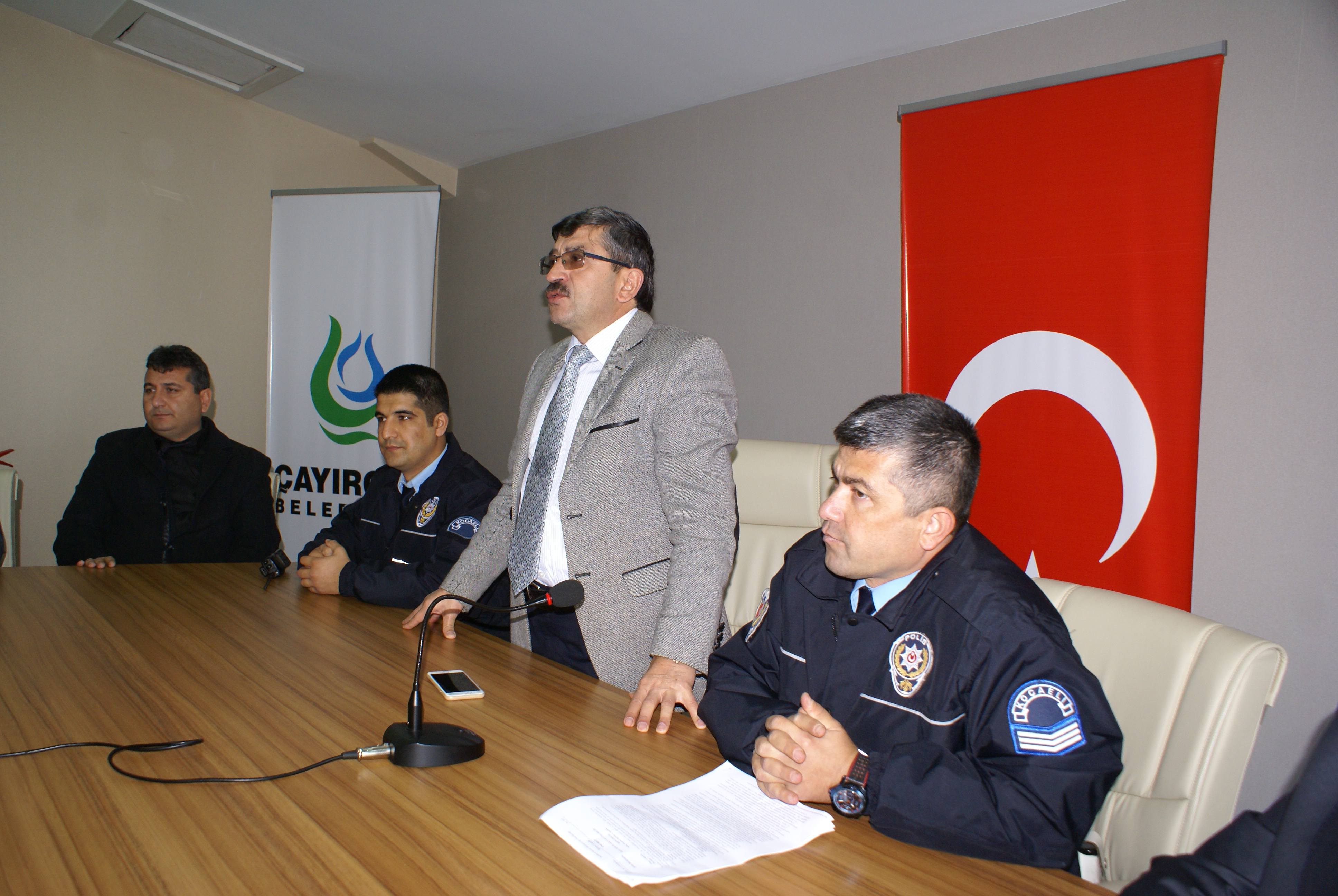 Usta: Ülkemizin geleceğini taşıyoruz!