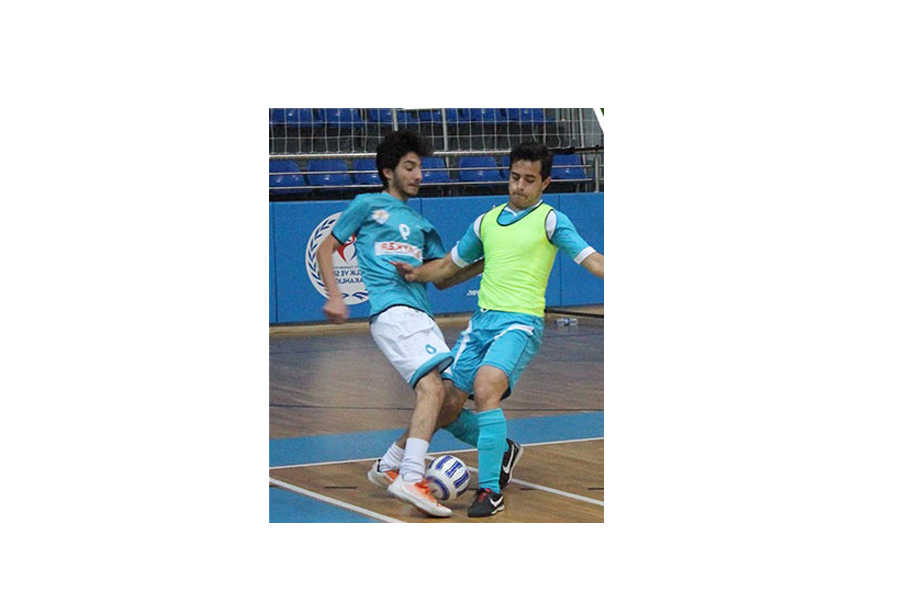 Futsal maçları heyecanlı geçti