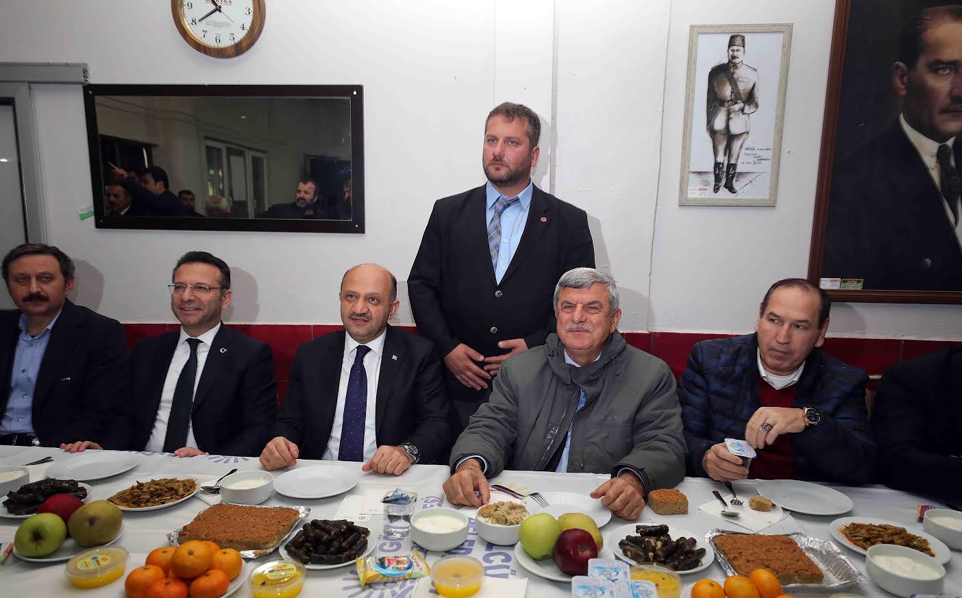 Protokol kestane festivaline katıldı