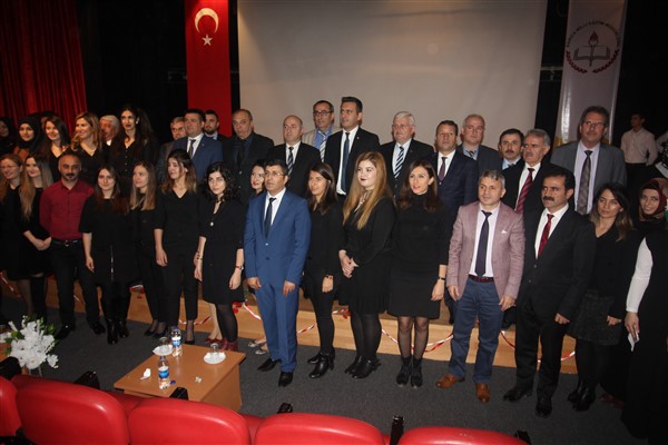 Özel İlim Öğrencileri ödüllerini aldı