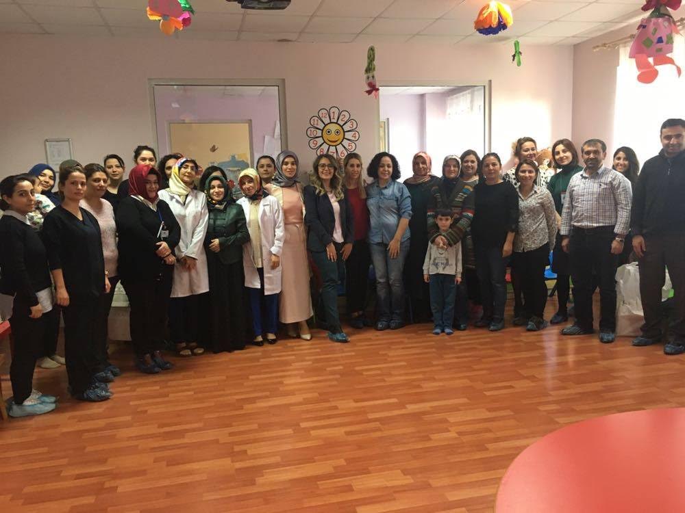 Farabi’de öğretmenler günü kutlandı