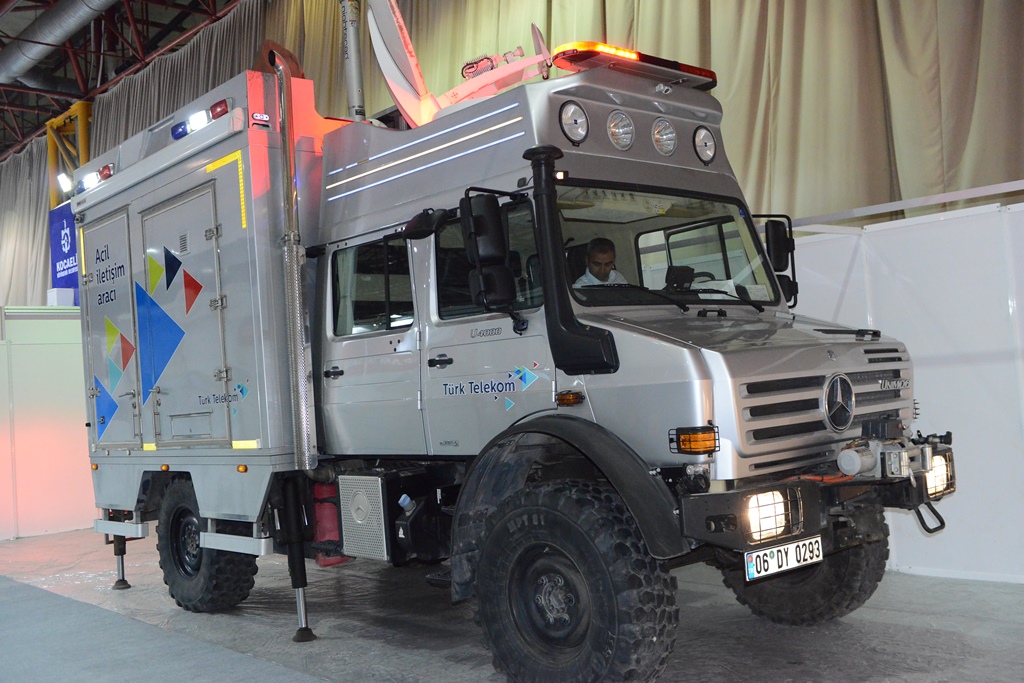 Acil İletişim Aracı, Bilişim Fuarı’nda