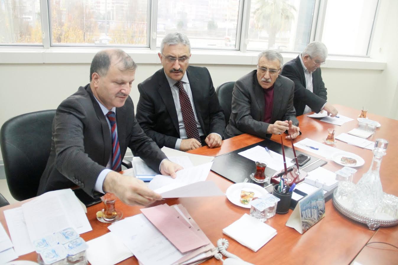 Taksi durağı 200 milyara kiralandı