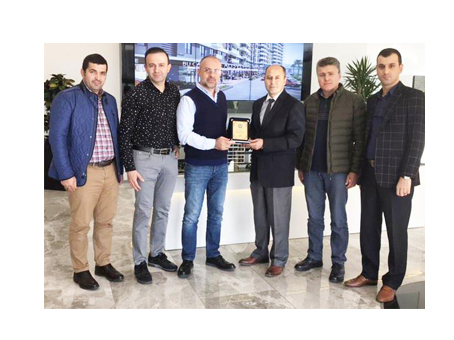 Vehbi Ergün’e teşekkür plaketi