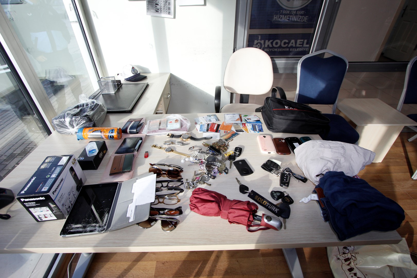 Kayıp eşyalar sahiplerini bekliyor