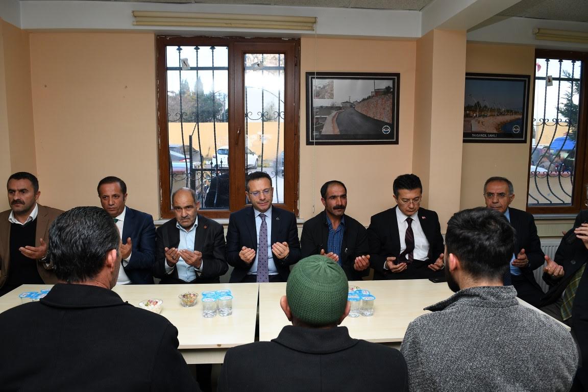 Vali Aksoy’dan şehit ailesine ziyaret