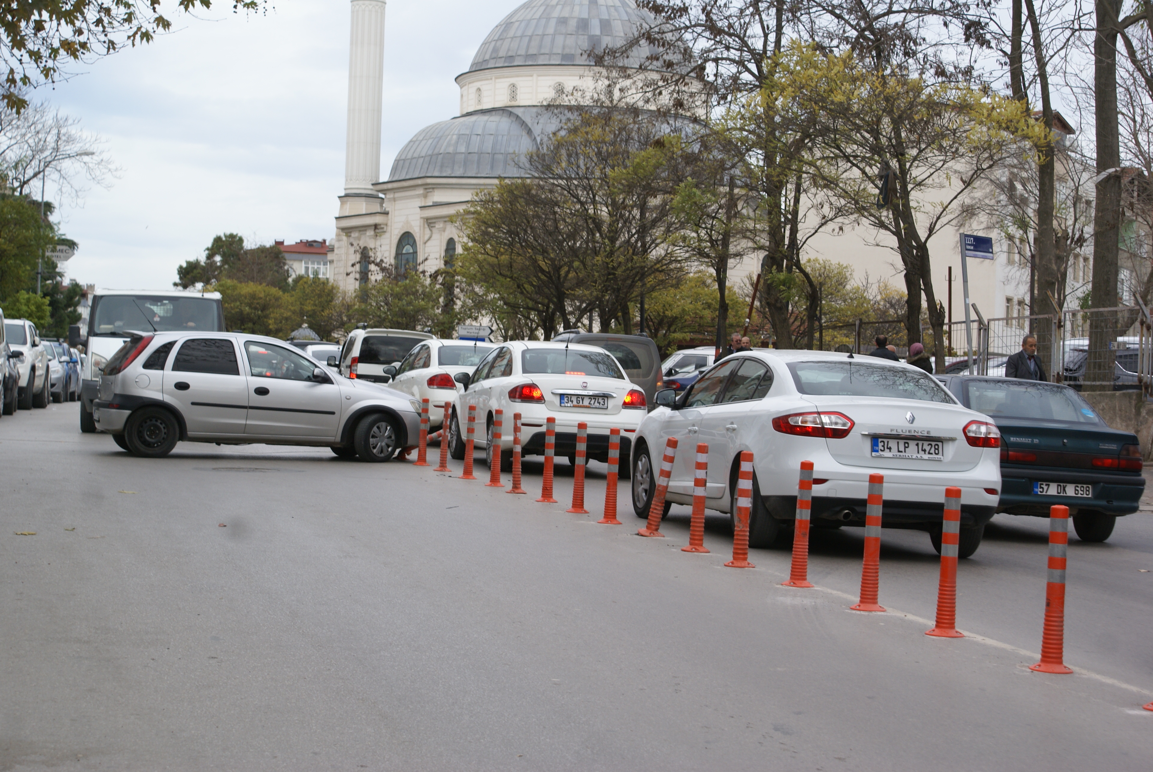 Bariyeleri kimse takmıyor!