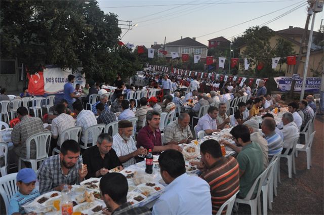 Dilovası’nda huzur dolu iftar akşamları