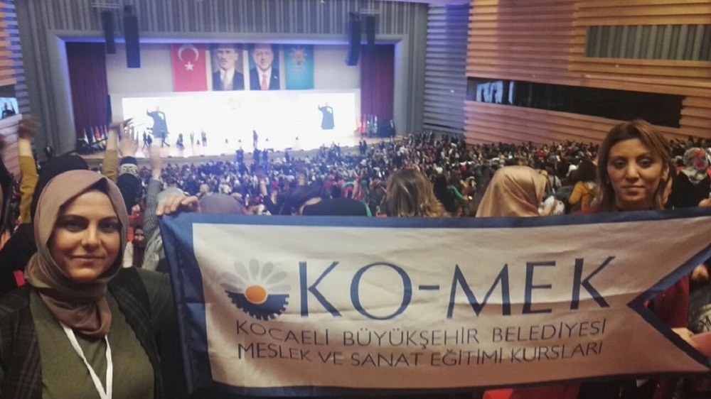 KO-MEK İş’te Kadın Zirvesi’ne katıldı