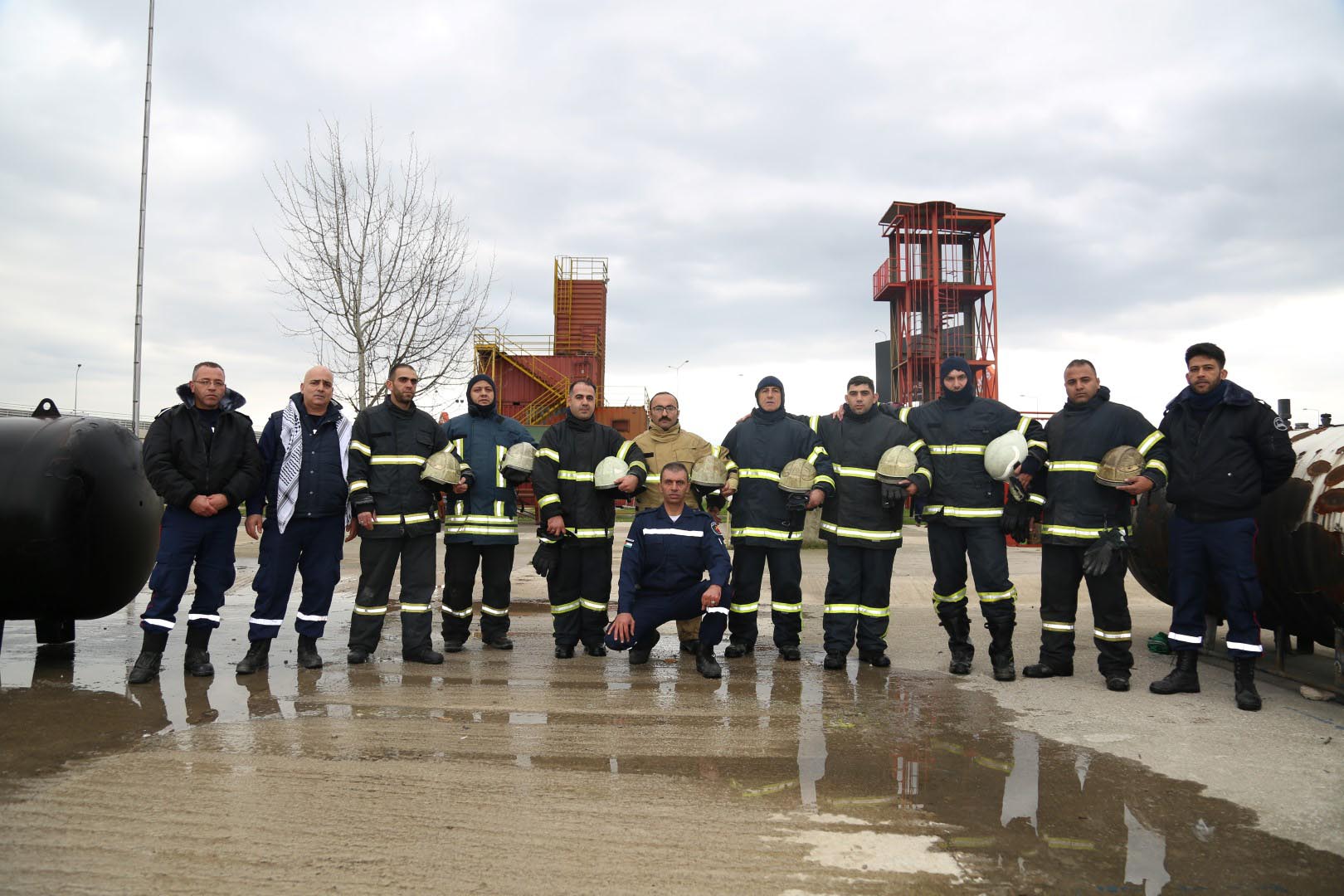 Filistinli itfaiyeciler Kocaeli'de eğitiliyor