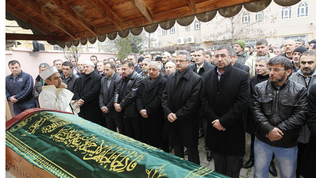 Bulut son yolculuğuna uğurlandı