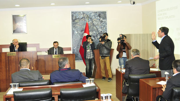 Mecliste sert tartışmalar ve olaylar