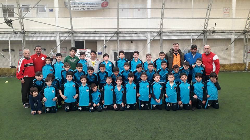 Gelecek inşa ediyorlar