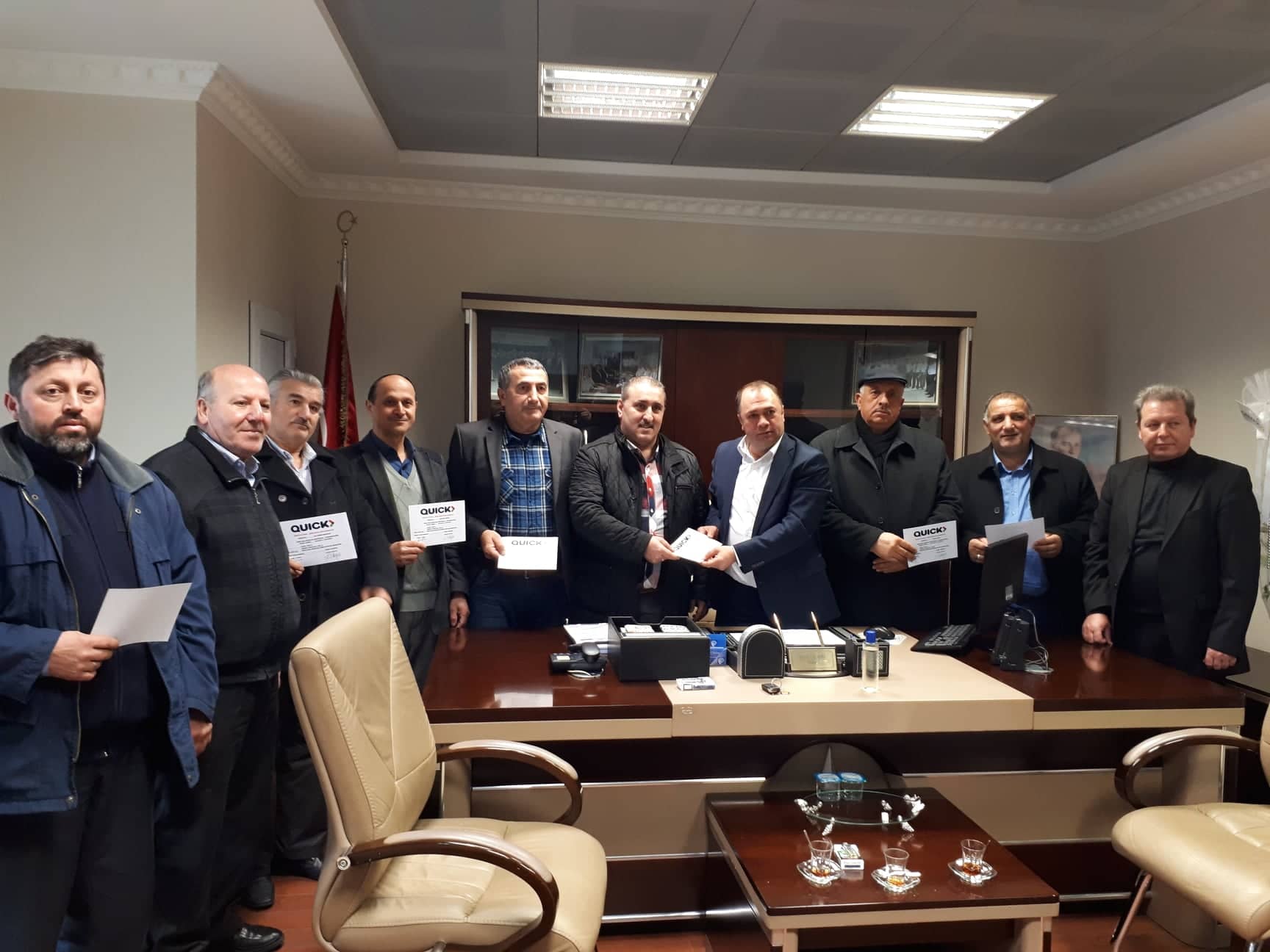 Üyelerini sigorta yaptırdı