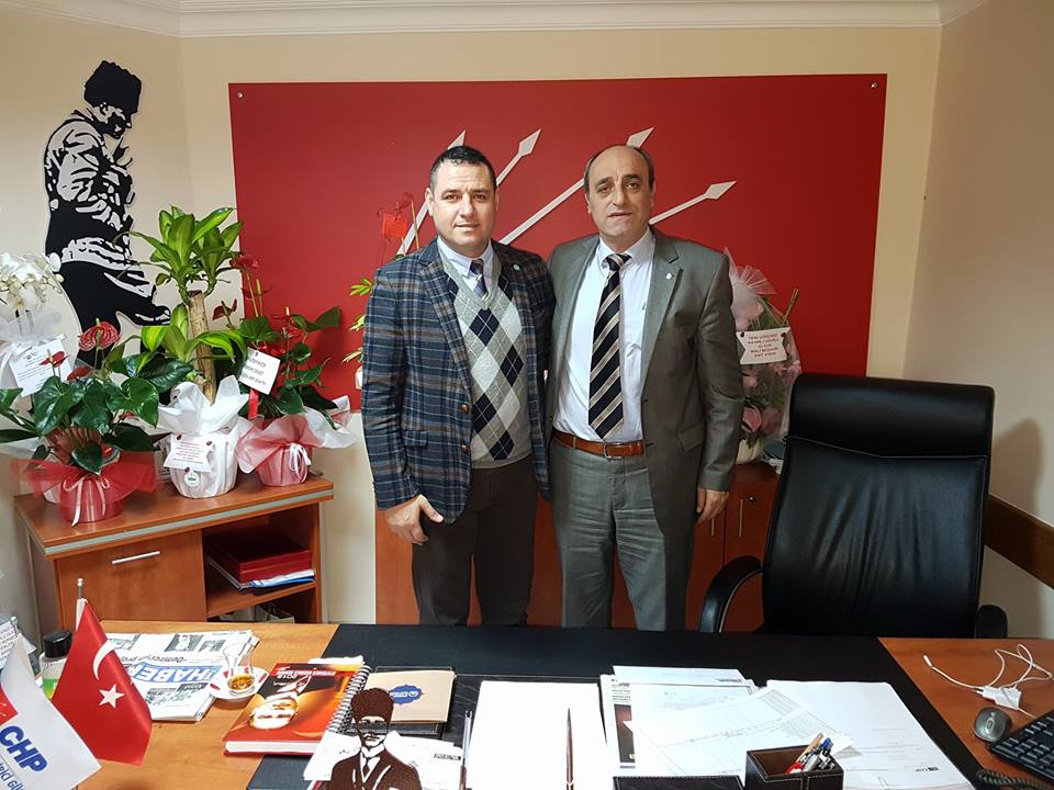 NUSRET ACUR CHP’YE GİTTİ