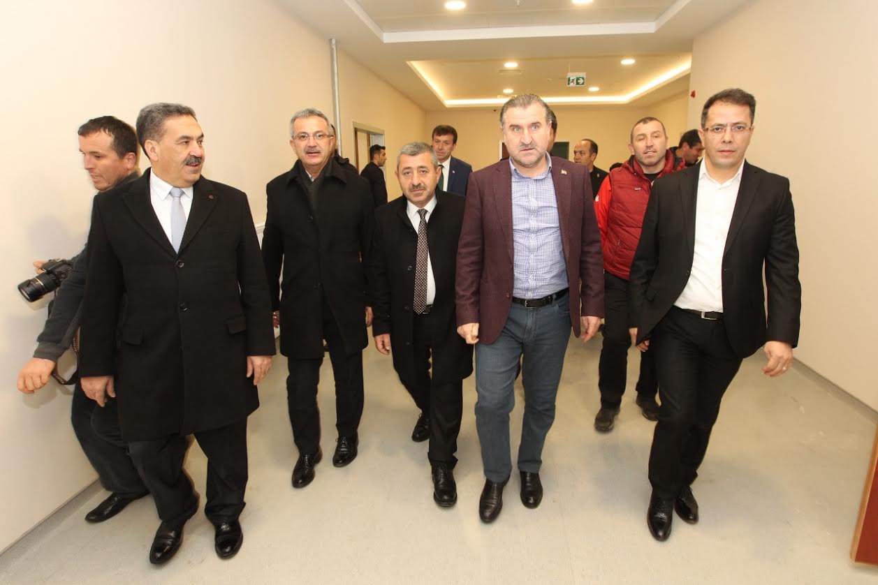 Bakandan sürpriz ziyaret