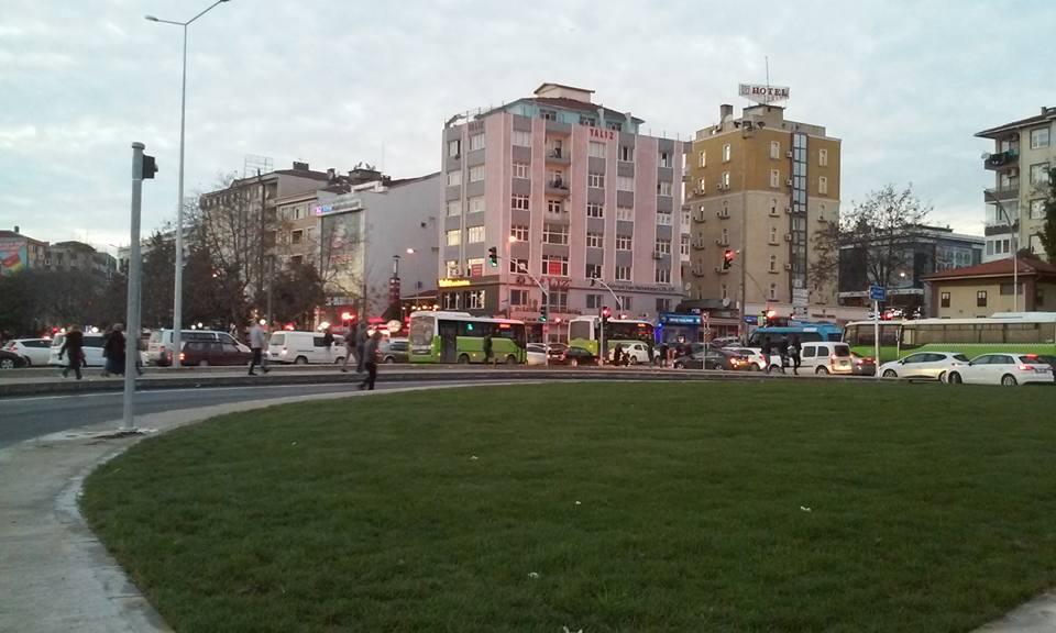 Kavşakta büyük kargaşa!