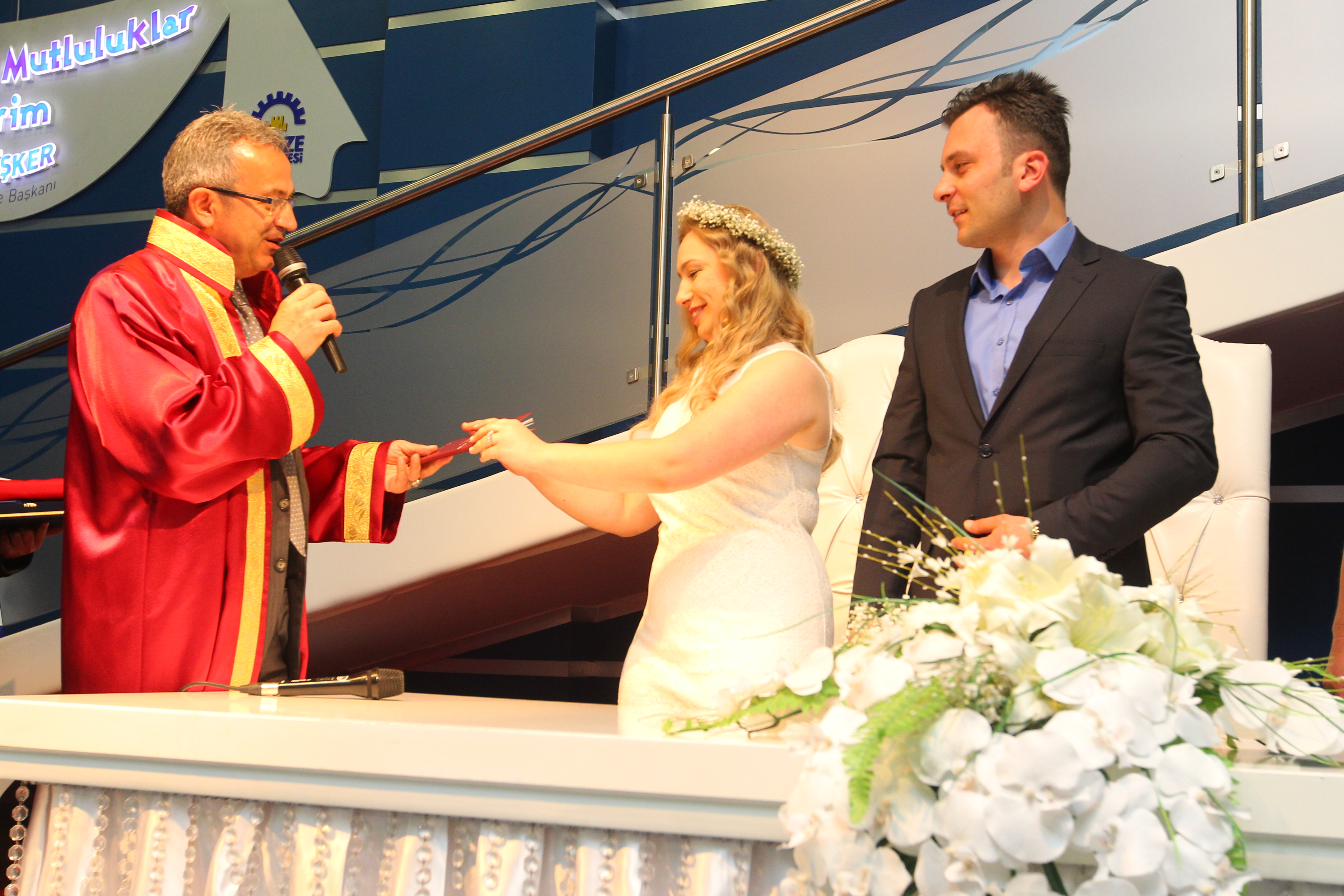 Gebze’de 2 bin 605 çift mutluluğa “evet” dedi