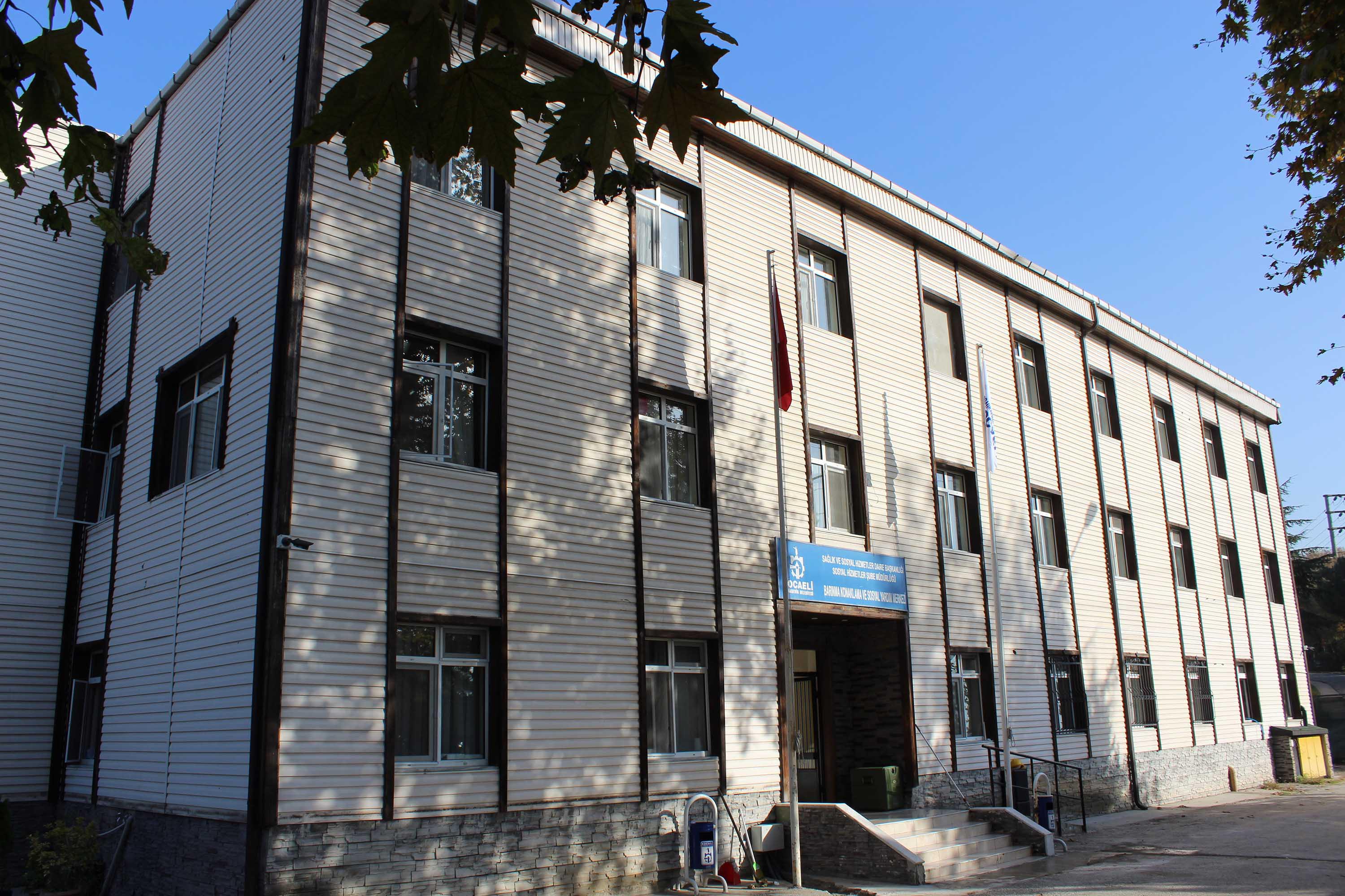 Kimsesiz ve muhtaçlara sıcak yuva