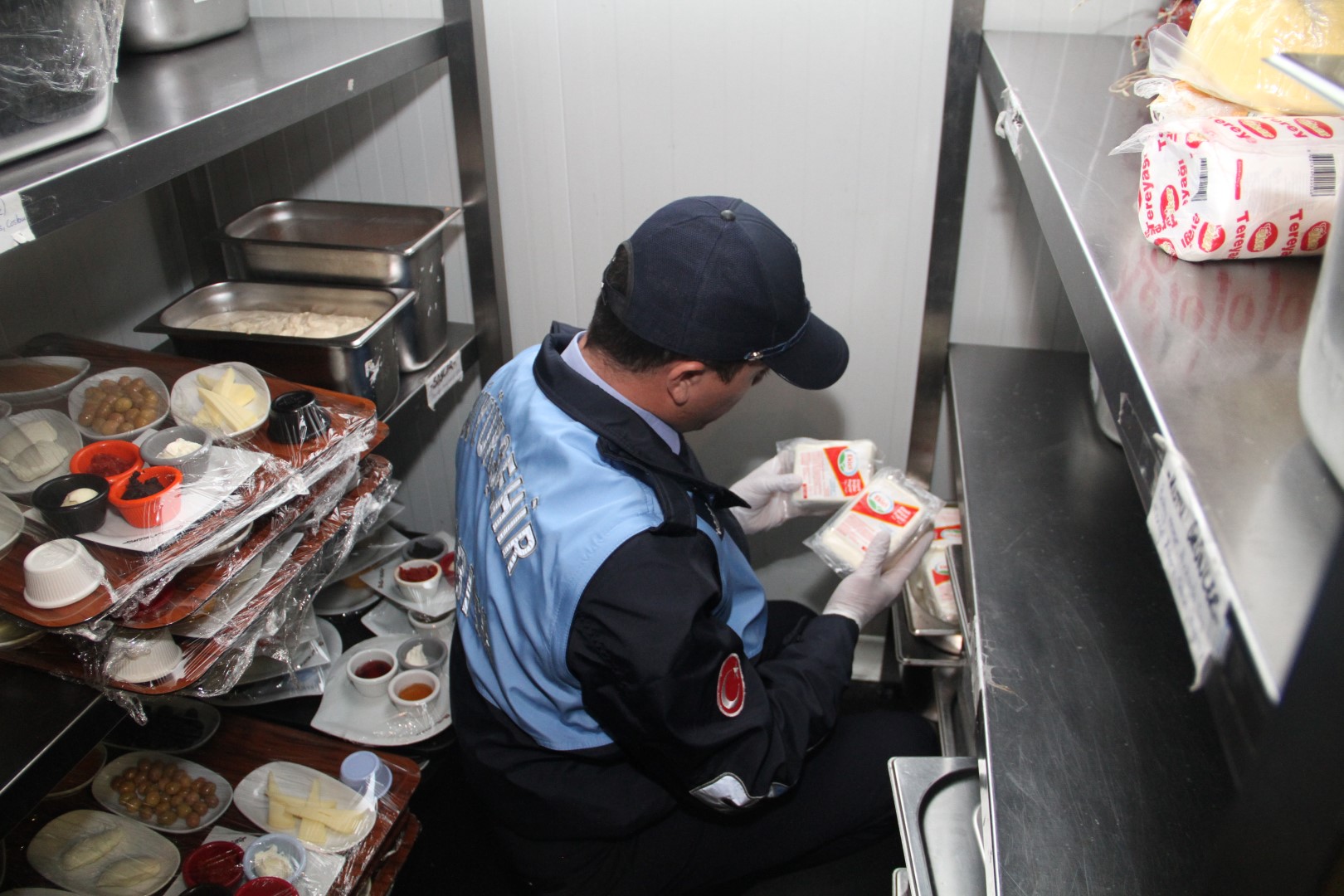 Yeni yıl öncesi işyerleri denetlendi