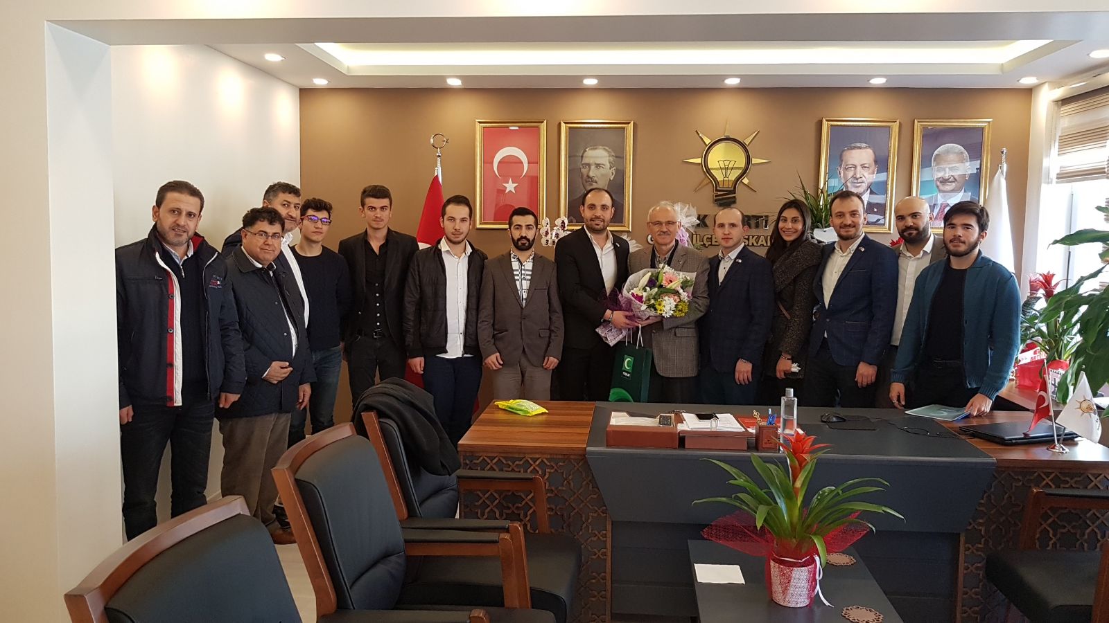 Yeşilay’dan  AKP ziyareti