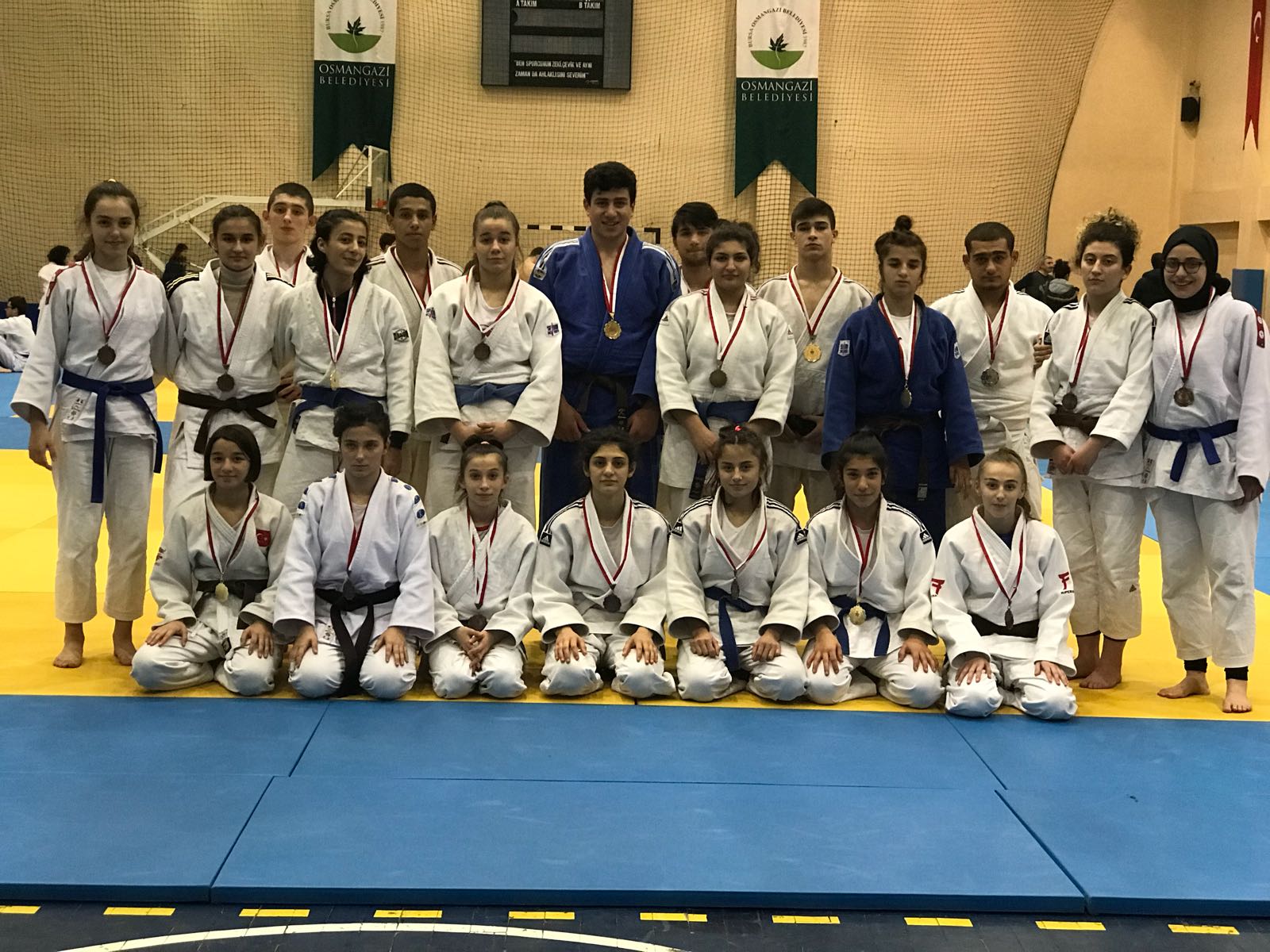 Judocular Bursa da fırtına gibi esti