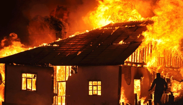 Gecekondu ’da yangın çıktı