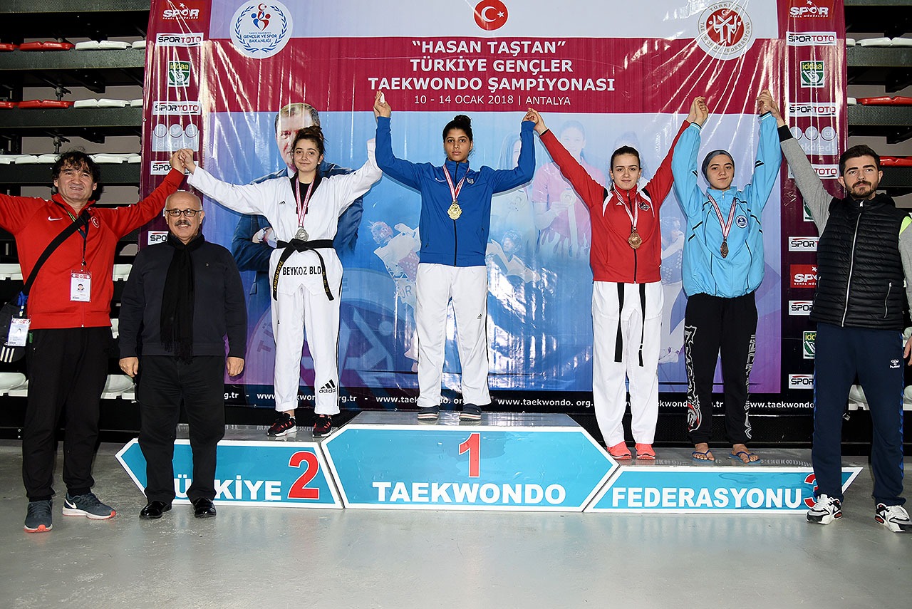 Tekvandolcular Türkiye Şampiyonası’nda kürsüye çıktı