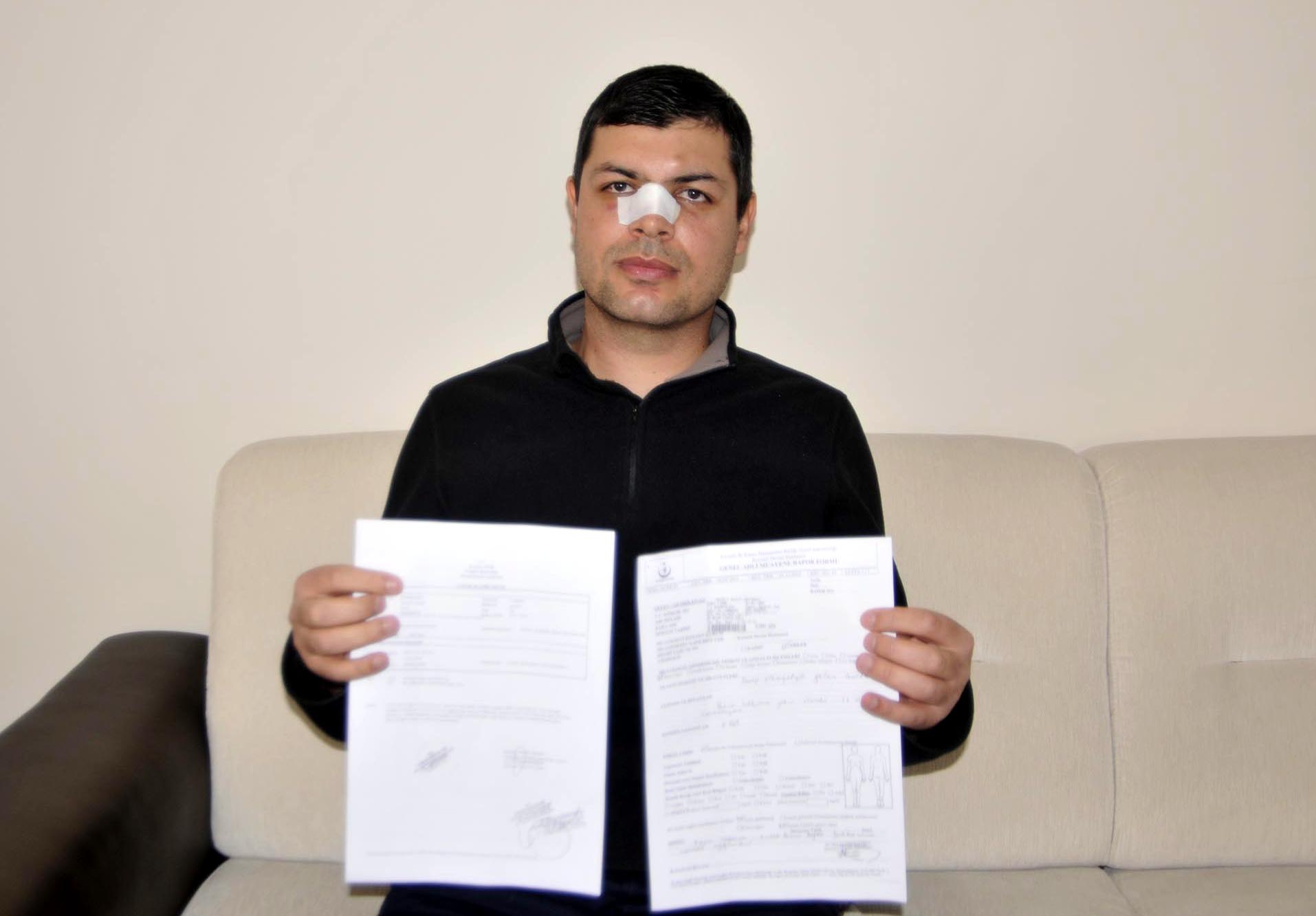 Sürücü ile arkadaşı, fotoğraf çeken zabıtayı dövdü