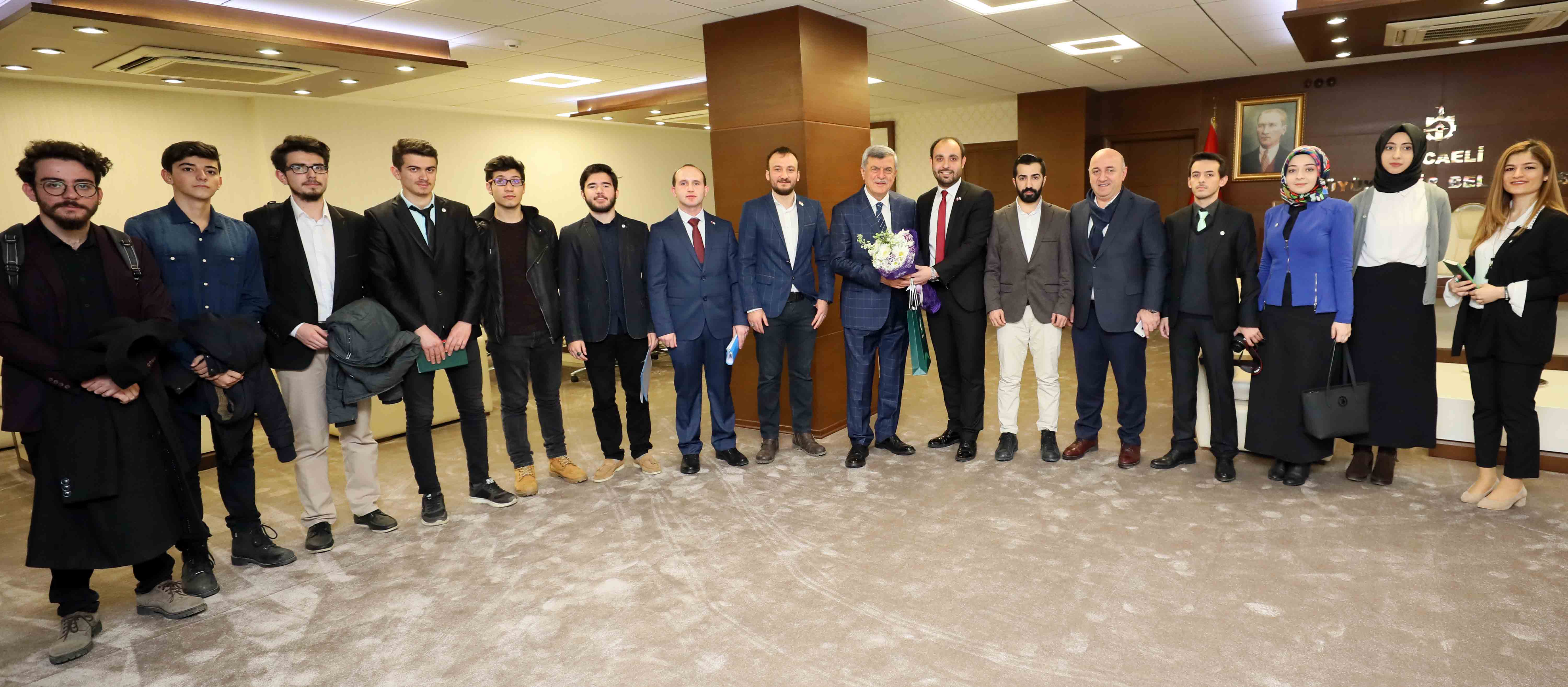 Yeşilay Karaosmanoğlu ile görüştü