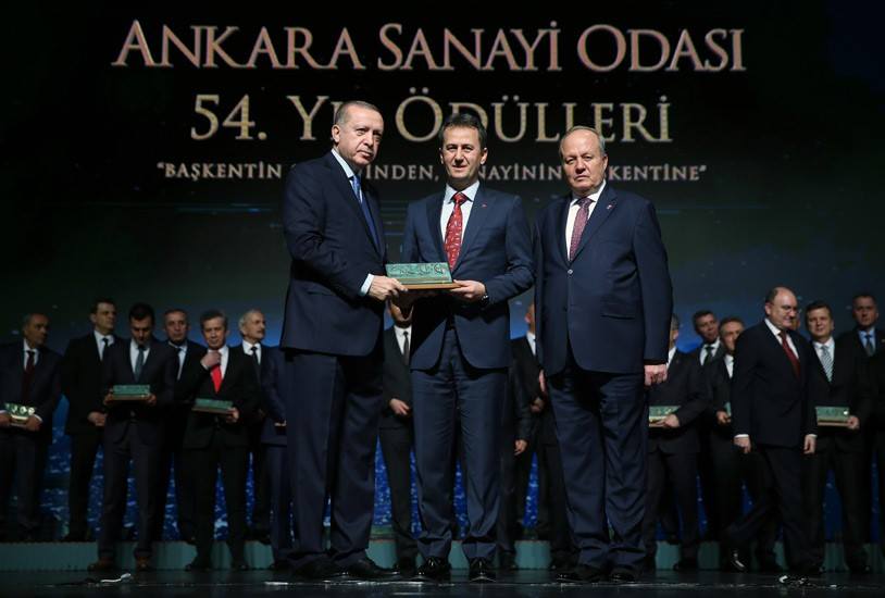 Ödülü Erdoğan’dan aldı