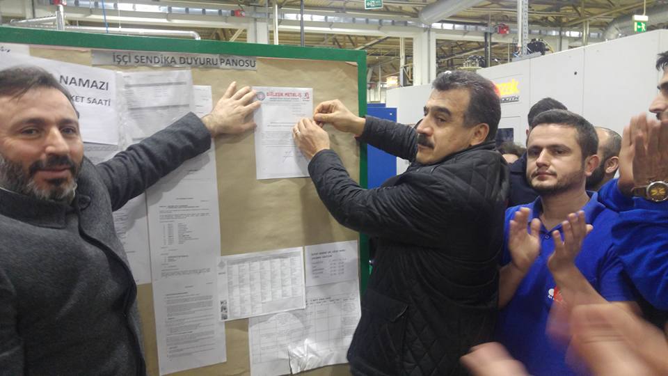 Grev ilanı asıldı