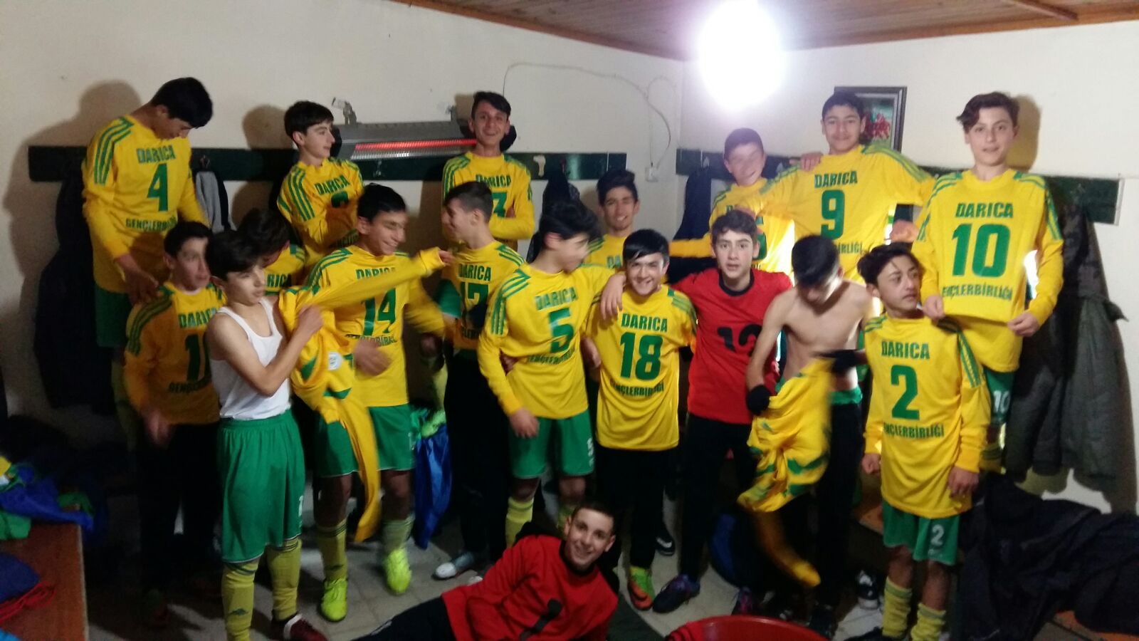 Şampiyon Darıca Gençlerbirliği