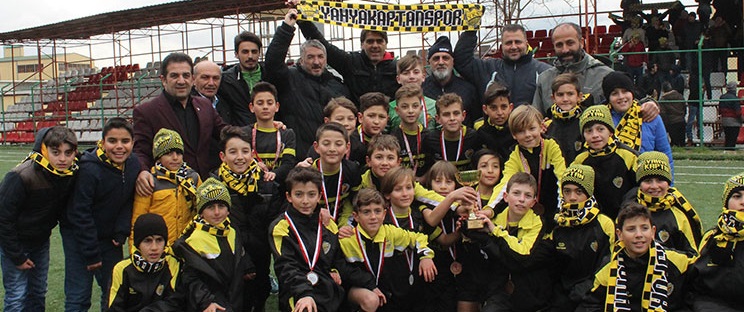 ŞAMPİYON YAHYA KAPTAN