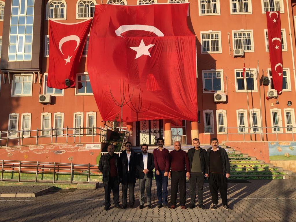 Darıca’dan Afrin’e Türk bayrağı