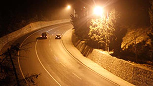 Feribot yolu nihayet ışıklandırıldı