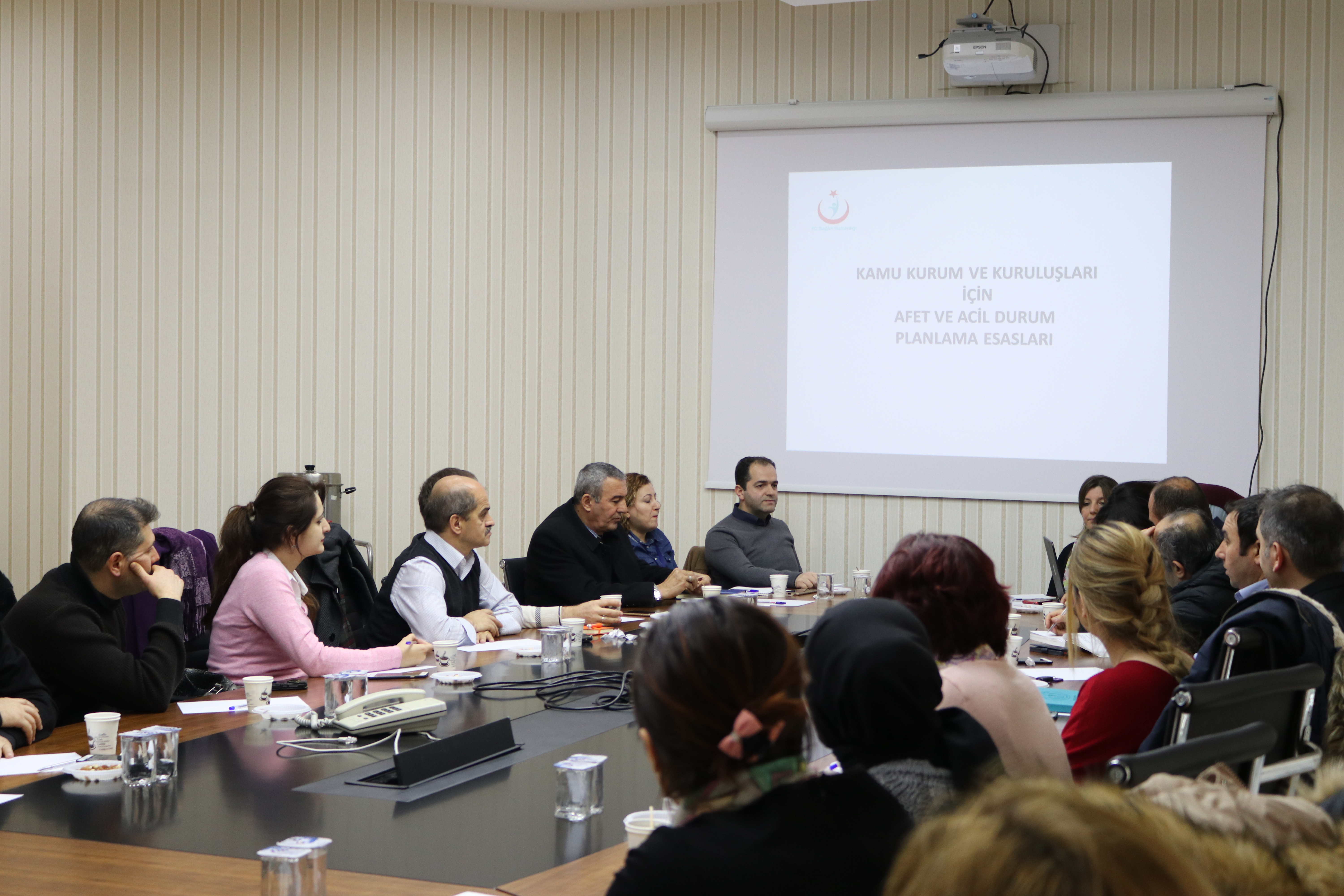 Afet acil planları eğitimi yapıldı