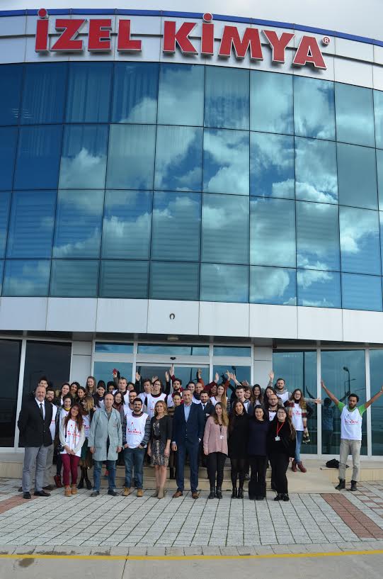 İzel Kimya tam not aldı