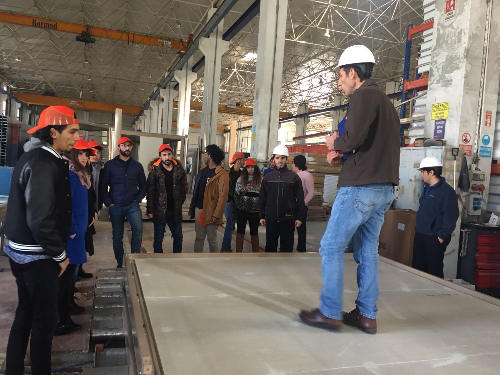 Fabrika ziyareti yaptılar