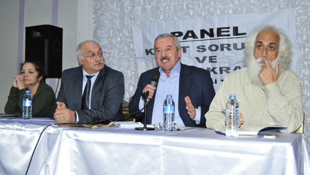 İHD’den de Barış ve Demokrasi paneli