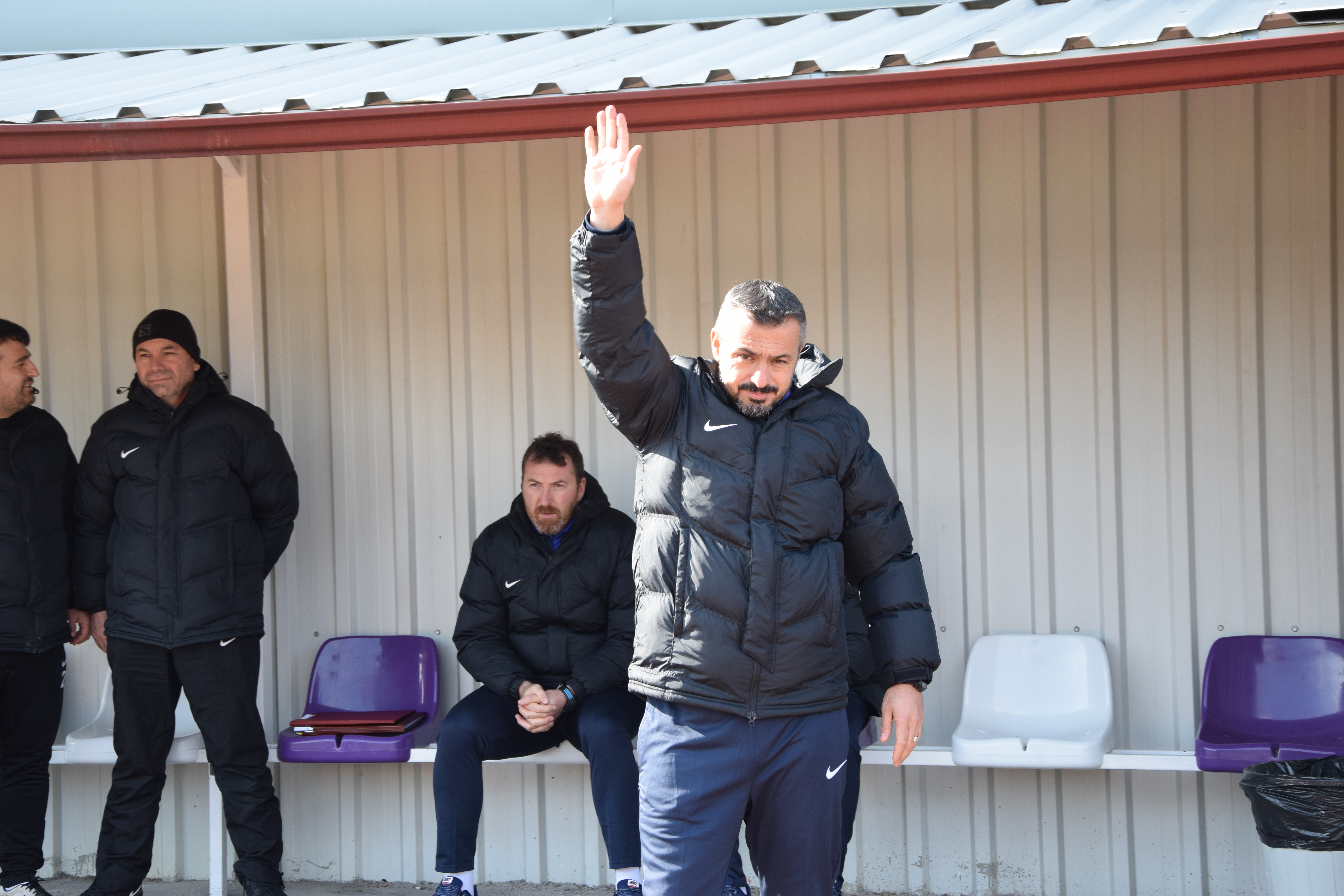 ŞAMPİYONLUĞA İNANANLAR EL KALDIRSIN