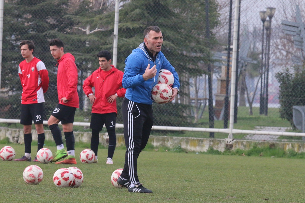 Birlikspor bugün Buca sınavında