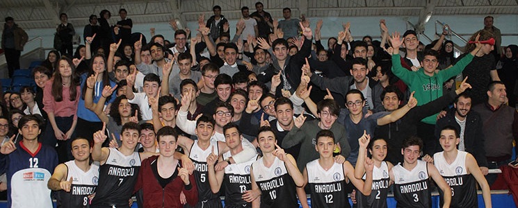 GENÇLER FİNALE DOĞRU