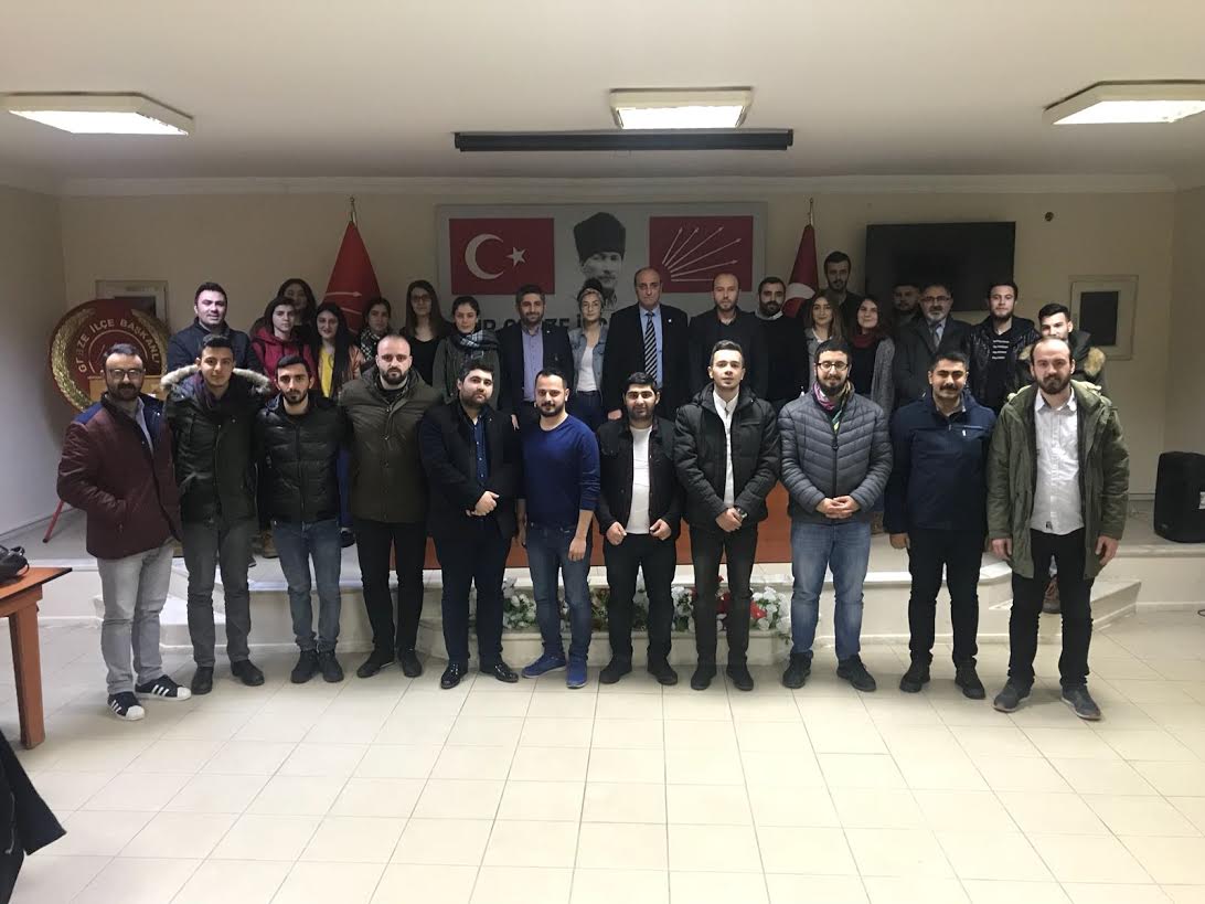 CHP’li gençler Gebze bölgesinde buluştu