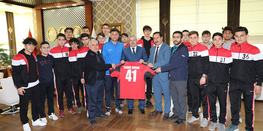 Oruç Reis'ten Baran'a ziyaret