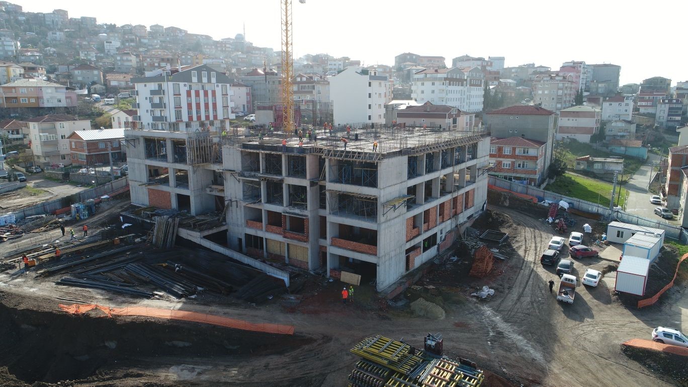 Gebze Gençlik Merkezi’nde çalışmalar sürüyor