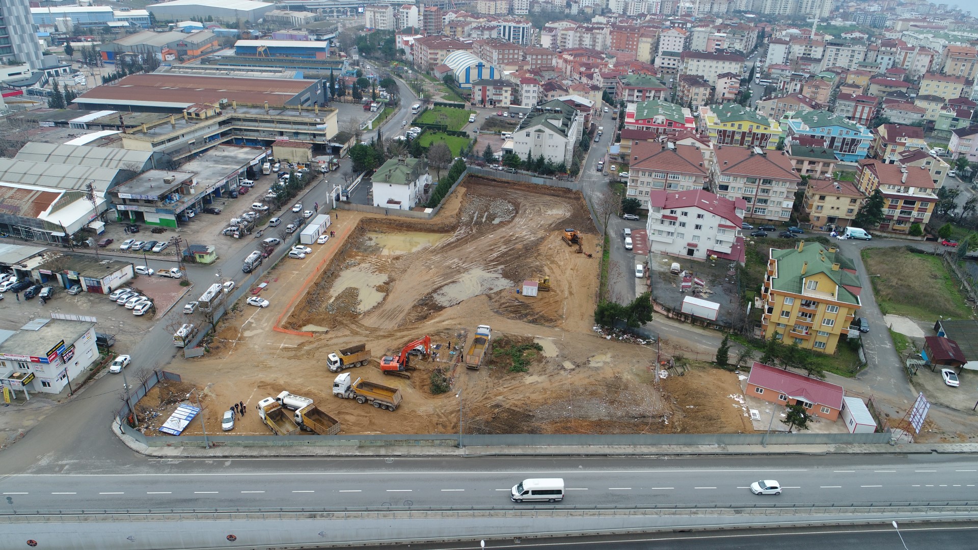 Gebze sporcu eğitim merkezinin çalışmaları başladı