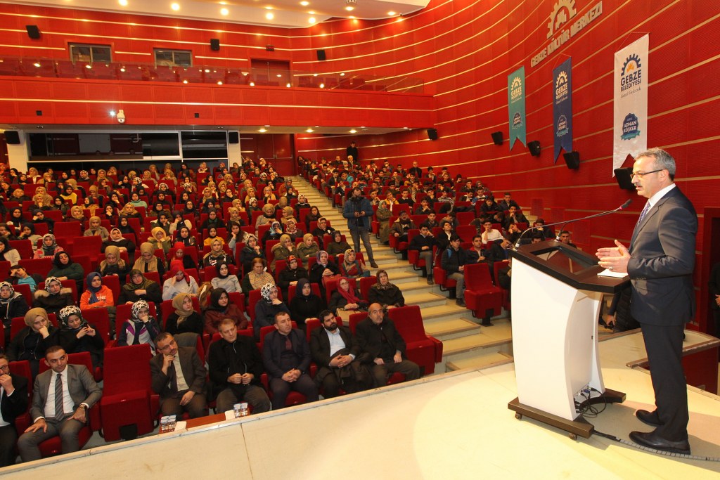 Gebze Belediyesi Abdülhamid’i andı