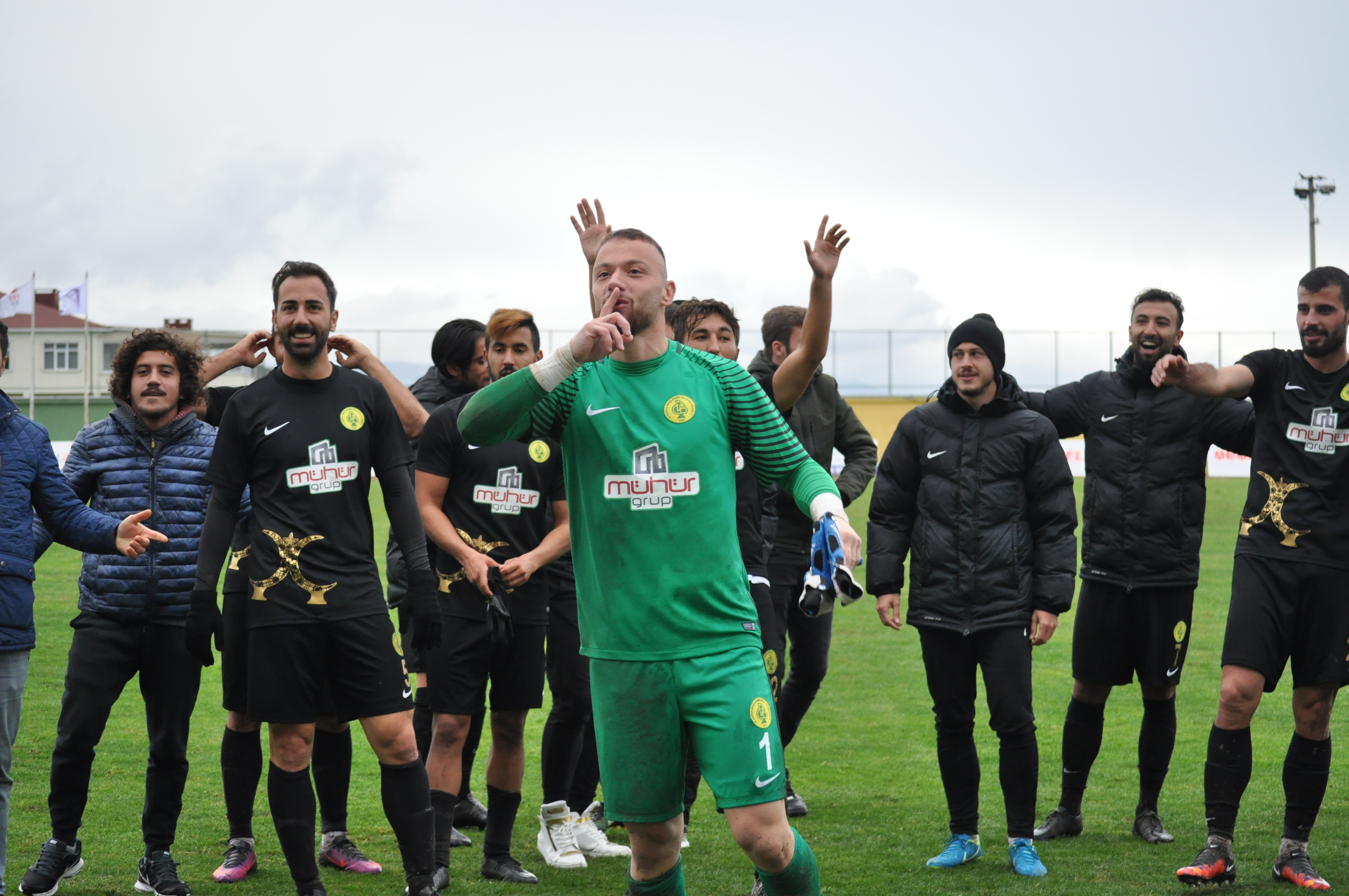 DARICA ŞAMPİYONLUK İÇİN KENETLENDİ